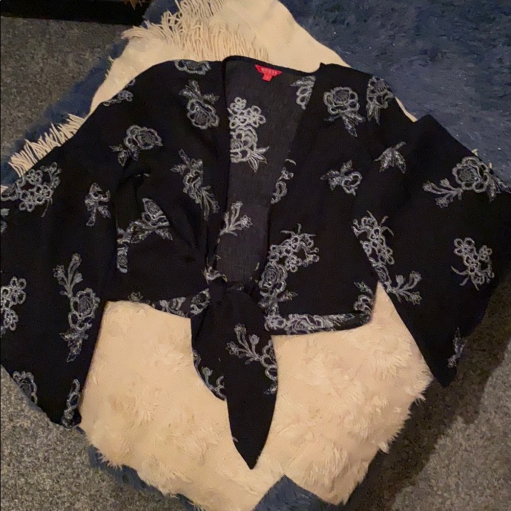 Bell Sleeve Guess blouse/jacket